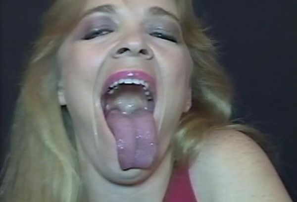 Girls show tongue. Tongue Fetish - Page 2 - Extreme Board ...