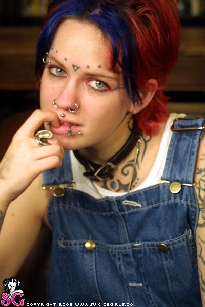Nude alt girls